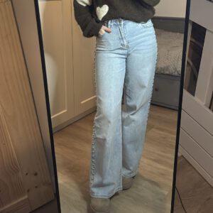Studs wide leg jeans